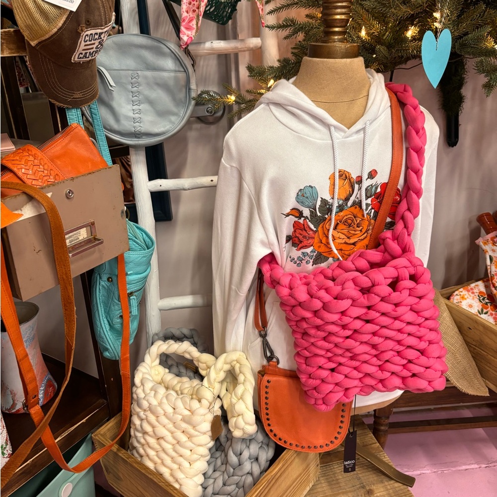 Pink Chunky Knit Shoulder Bag